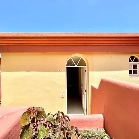 아파트 Cozy One Bedroom Apartment, Pool, Next Restaurants, Shops And The Beach In Tenerife South *