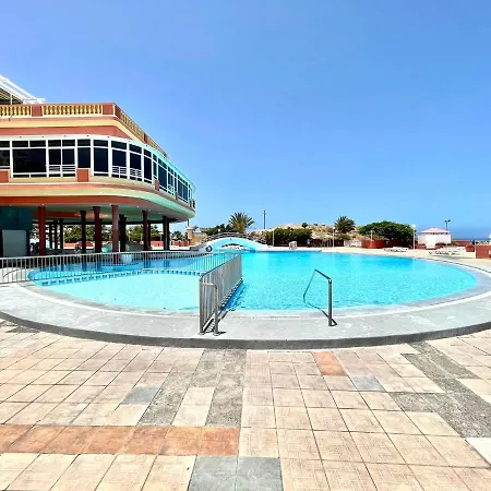 Cozy One Bedroom Apartment, Pool, Next Restaurants, Shops And The Beach In Tenerife South Appartement *